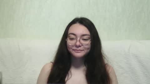 Snapshot of missis_mona chatting on December 21, 8:07 am missis mona online show from December 21, 8:07 am