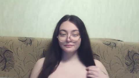 Snapshot of missis_mona chatting on October 21, 8:53 pm missis mona online show from October 21, 8:53 pm