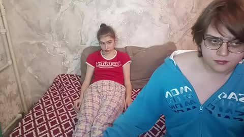 Ashley and Alex online show from April 26, 7:55 pm