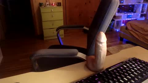 MissKittyFox online show from December 10, 4:45 am