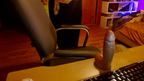 Snapshot of misskittyfox chatting on June 9, 4:46 am MissKittyFox online show from June 9, 4:46 am