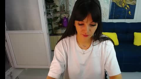 MissLaura online show from March 8, 7:16 am