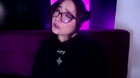 Miss Loise online show from December 19, 7:40 pm