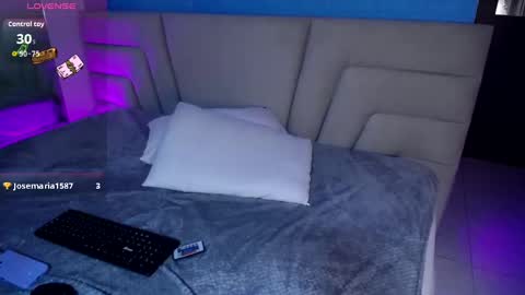 Miss Loise online show from October 2, 5:36 am