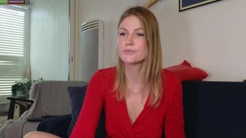 Misslucci online show from December 5, 8:55 am