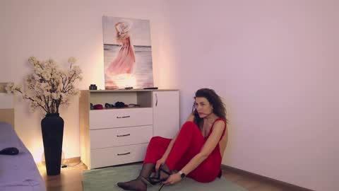 Snapshot of misslullu chatting on January 23, 10:54 am Lullu online show from January 23, 10:54 am