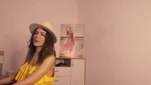 Snapshot of misslullu chatting on March 6, 10:52 am Lullu online show from March 6, 10:52 am