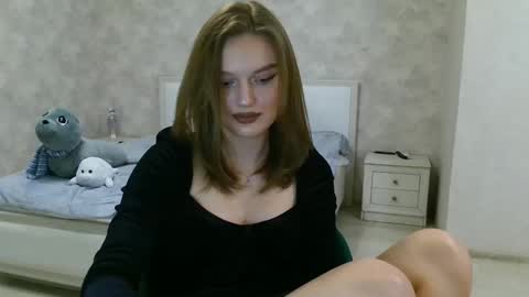 Snapshot of missmariat chatting on January 21, 6:34 pm OneGoddess online show from January 21, 6:34 pm