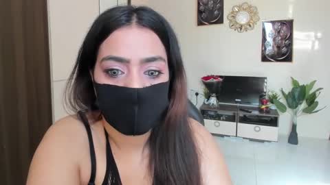 Missmask24 online show from September 29, 11:15 am