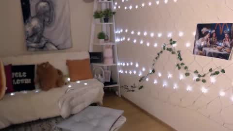 Snapshot of missmelons_ chatting on September 25, 1:48 pm Li  online show from September 25, 1:48 pm