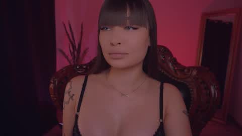 LUXXANDRA online show from March 11, 7:48 am