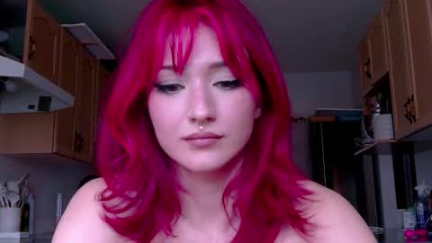 Snapshot of missmgrey chatting on March 18, 5:27 pm MissMGrey online show from March 18, 5:27 pm