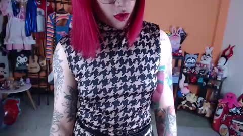 Miss Mia online show from March 13, 11:50 am