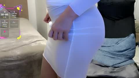 Snapshot of missmiamor chatting on May 21, 5:53 pm Mia online show from May 21, 5:53 pm
