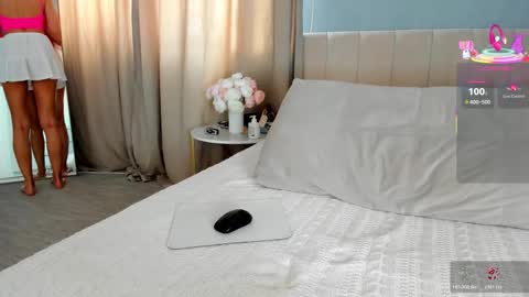 missmiatv online show from March 21, 4:28 am