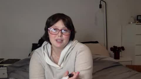 missmistressmal online show from November 24, 2:44 am