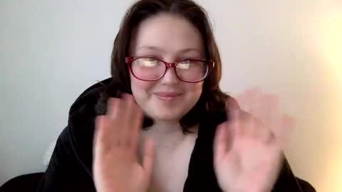 Snapshot of missmistressmal chatting on May 3, 2:01 pm missmistressmal online show from May 3, 2:01 pm