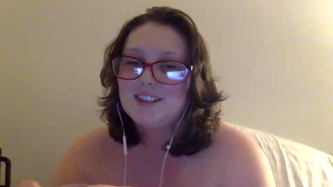 Snapshot of missmistressmal chatting on June 13, 1:03 am missmistressmal online show from June 13, 1:03 am