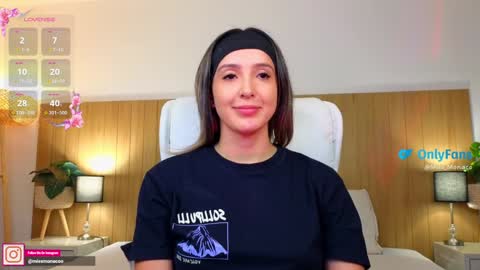 Emma Rivera online show from December 10, 1:00 am