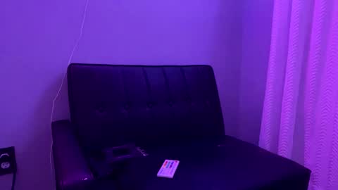 SlaveMissOdin online show from January 29, 7:25 am