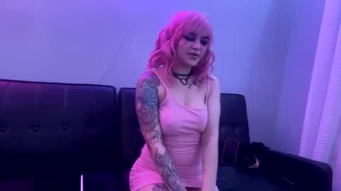 SlaveMissOdin online show from February 1, 8:08 am