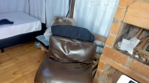 sarah online show from December 2, 11:40 pm