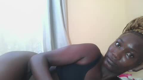 pretty gal online show from March 7, 10:56 am