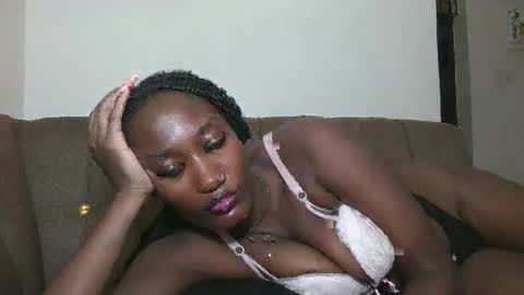 pretty gal online show from October 21, 9:54 am