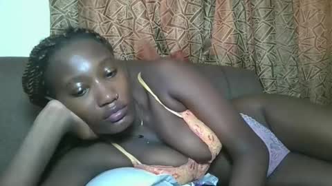 pretty gal online show from November 15, 10:12 am