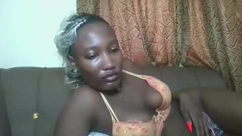 pretty gal online show from November 20, 8:14 am