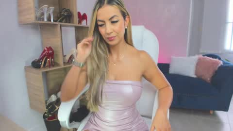 Miss Rhodes online show from March 8, 7:09 pm