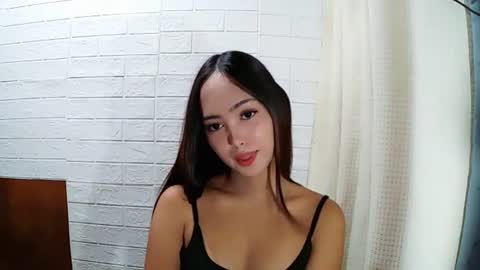 Snapshot of missrianmwua chatting on July 9, 5:33 am missrianmwua online show from July 9, 5:33 am
