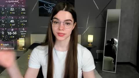 misss_evelyne online show from December 22, 1:35 am