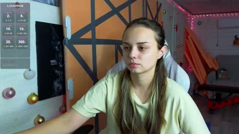 . online show from February 8, 3:15 pm