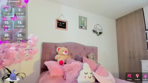 ... Independent model online show from September 24, 4:49 am