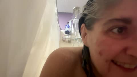 Snapshot of missspooky chatting on December 9, 11:58 am Miss Spooky Silverstacker online show from December 9, 11:58 am