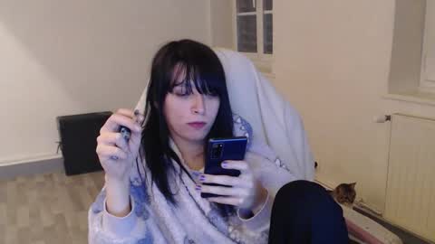 missthon online show from January 29, 7:43 pm