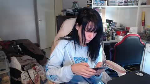 missthon online show from June 29, 1:11 pm