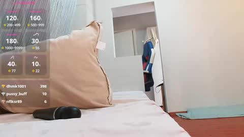 Val online show from February 27, 9:11 am