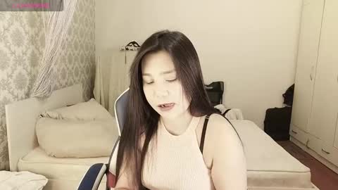 Val online show from March 10, 6:29 am