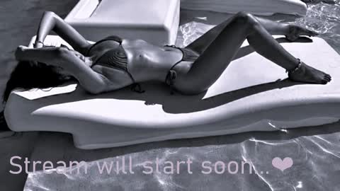 .Vanessa. online show from February 10, 11:15 am