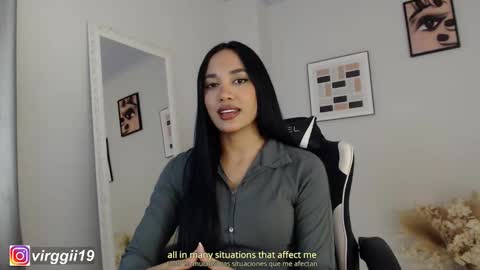 Snapshot of missvirggii chatting on November 11, 10:21 pm missvirggii online show from November 11, 10:21 pm