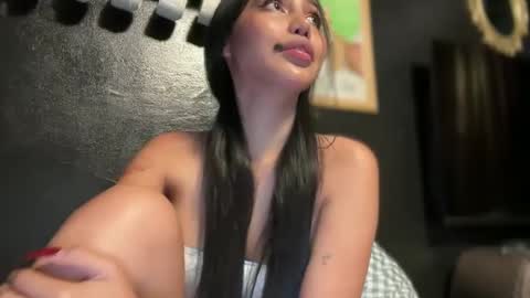 Divine Olga  online show from December 15, 5:10 pm