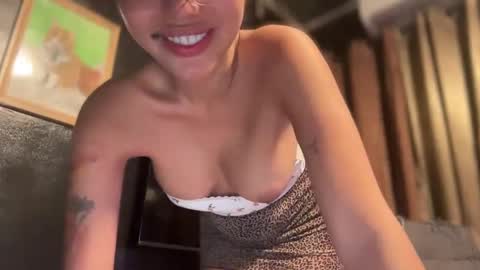 Divine Olga  online show from January 9, 10:20 pm