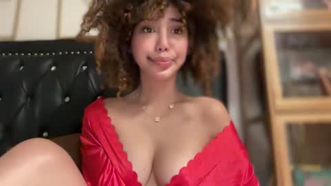 Snapshot of missxolga chatting on June 10, 9:08 am Divine Olga online show from June 10, 9:08 am