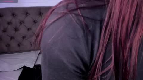 Snapshot of missy_davis chatting on January 31, 8:29 pm Miss online show from January 31, 8:29 pm