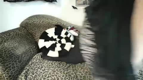 Missy Dee online show from October 5, 4:44 am