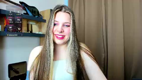 Anya online show from June 28, 7:36 am