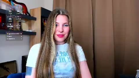 Anya online show from August 2, 7:23 pm