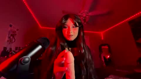 mistatmidnight online show from April 8, 11:48 pm